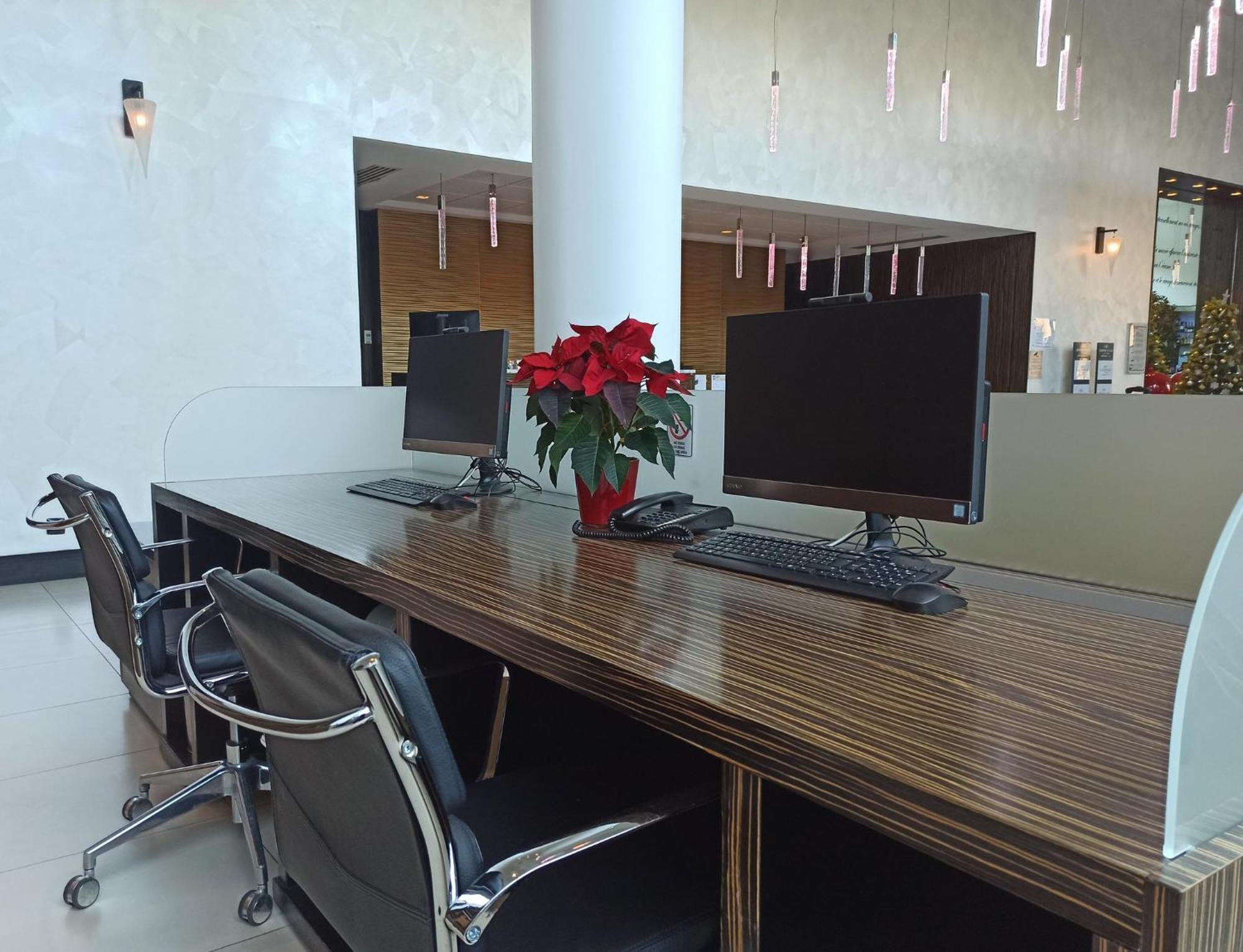 Radisson Blu Hotel, Montpellier Ngoại thất bức ảnh