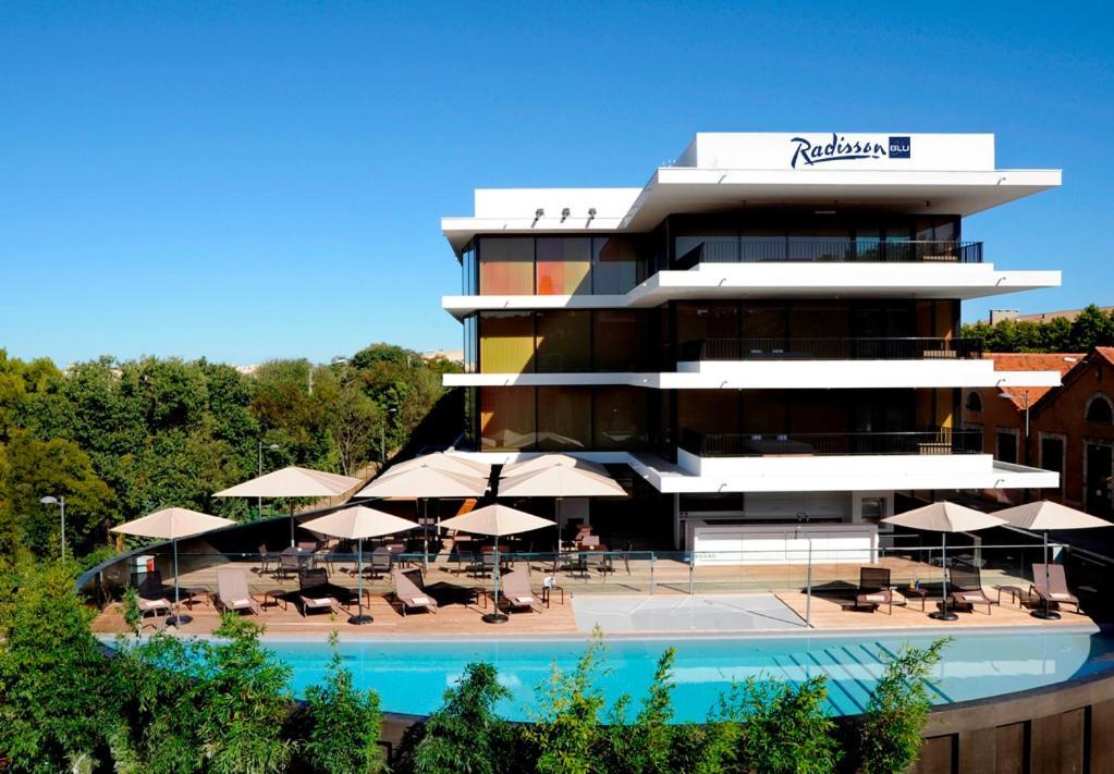 Radisson Blu Hotel, Montpellier Ngoại thất bức ảnh